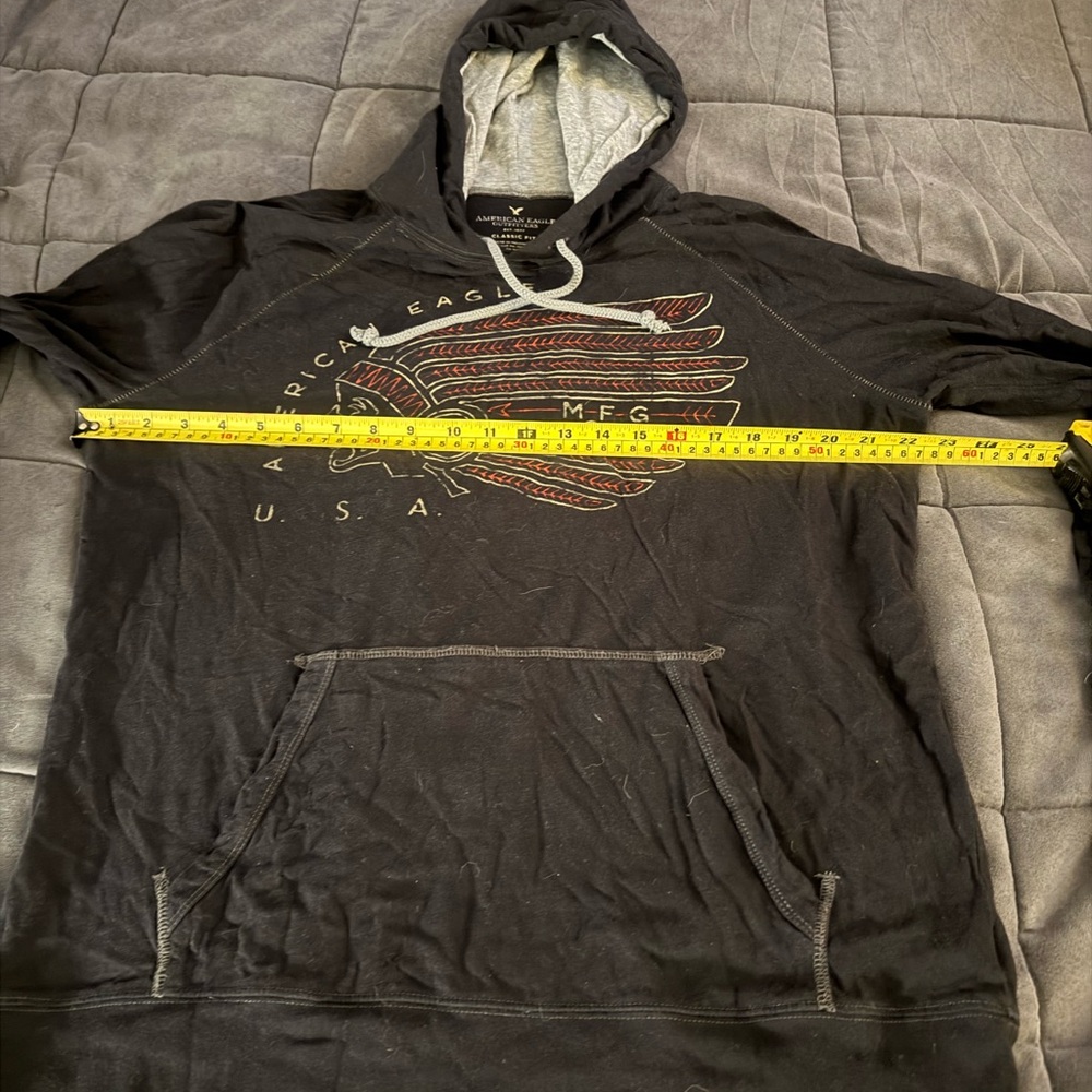 American Eagle Outfitters Black Graphic Hoodie - Picture 4 of 6